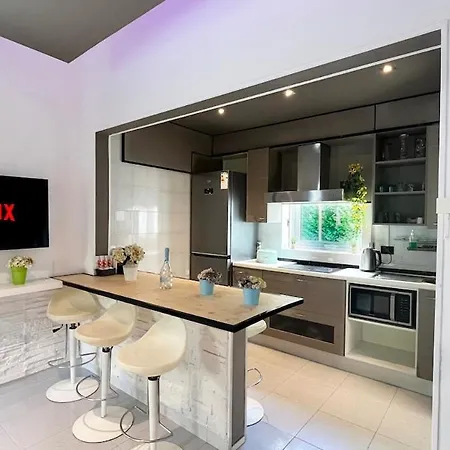 The Ngatchou 펜션 *