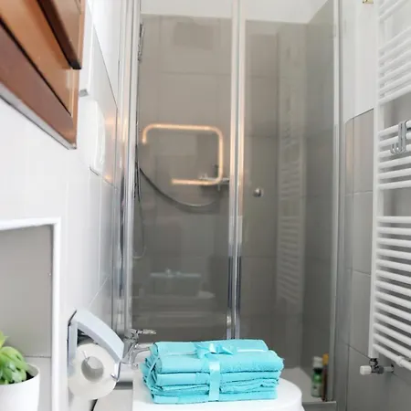 The Ngatchou * Βενετία