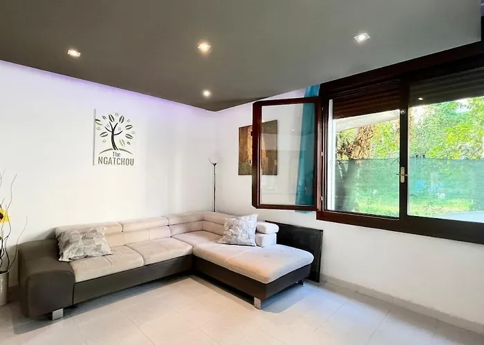 The Ngatchou Дом отдыха *